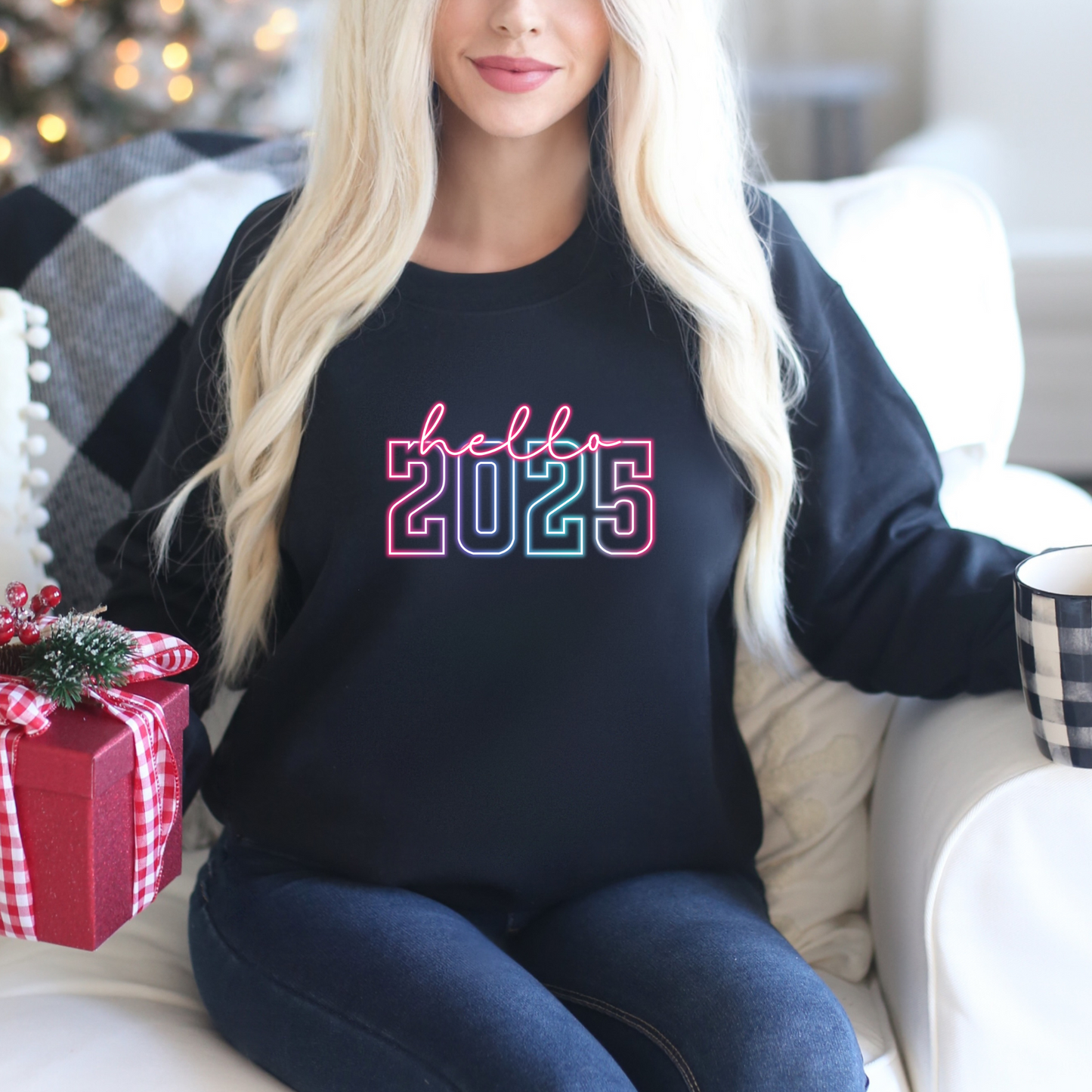 Hello 2025 Neon Sweatshirt - Trendy New Year Glow Crewneck